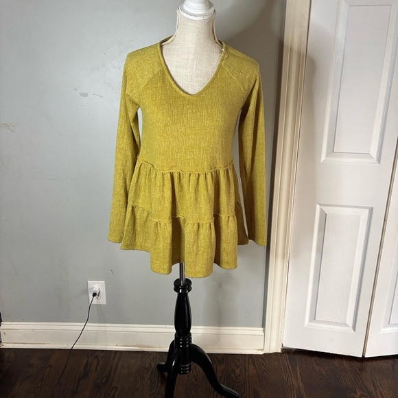 1.4.3. Story by Line Up Mustard Tiered Tunic - Picture 1 of 4